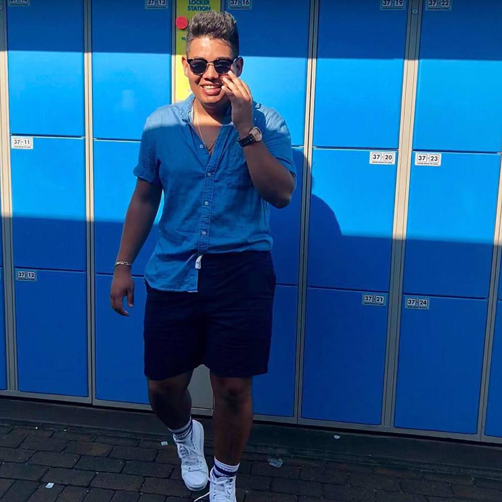 Meet your Posher, Jonathan